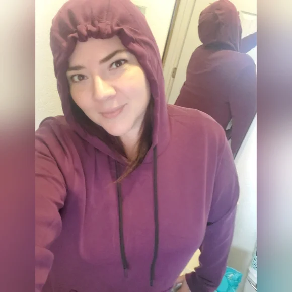 New Torrid Plum Active hoodie - Picture 5 of 6